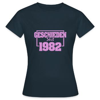 Geschieden 1982 - Frauen T-Shirt - Navy - Vorne - AI Model Female 172 dark (172cm)