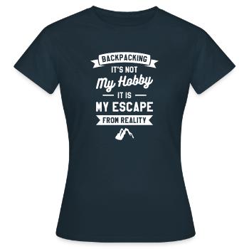 Backpacking ist nicht mein Hobby, es ist meine Flucht vor - Frauen T-Shirt - Navy - Vorne - AI Model Female 172 dark (172cm)