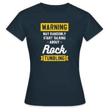 Dentelle transformant les fils de déformation en dentelle délicate et - T-shirt Femme - marine - Devant - AI Model Female 172 dark (172cm)