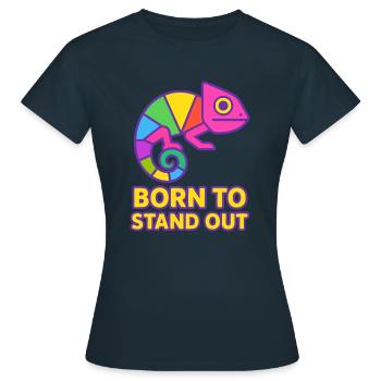 Chameleon Pride – Avec style Gay Pride pride month - T-shirt Femme - marine - Devant - AI Model Female 172 dark (172cm)
