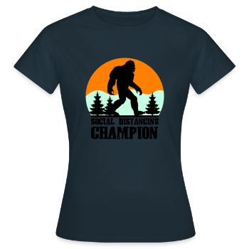 big foot social distancing - Frauen T-Shirt - Navy - Vorne - AI Model Female 172 dark (172cm)