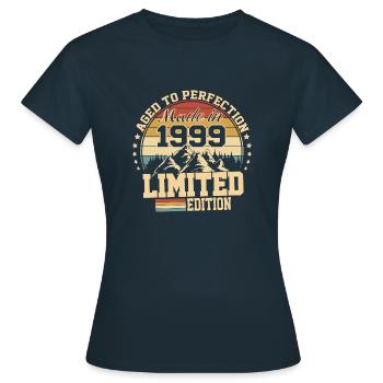 1999 anniversaire 1999 né en 1999 anniversaire - T-shirt Femme - marine - Devant - AI Model Female 172 dark (172cm)