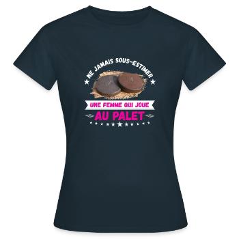 une femme qui joue au palet - T-shirt Femme - marine - Devant - AI Model Female 172 dark (172cm)