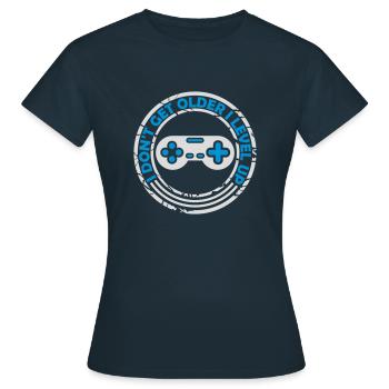 Vieillir - T-shirt Femme - marine - Devant - AI Model Female 172 dark (172cm)