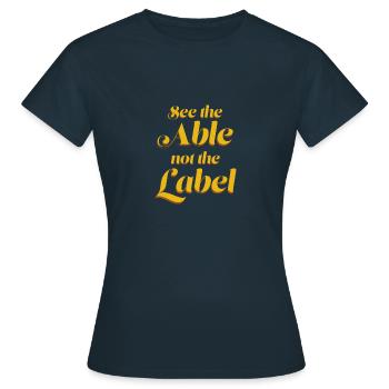 See the able not the label - T-shirt Femme - marine - Devant - AI Model Female 172 dark (172cm)