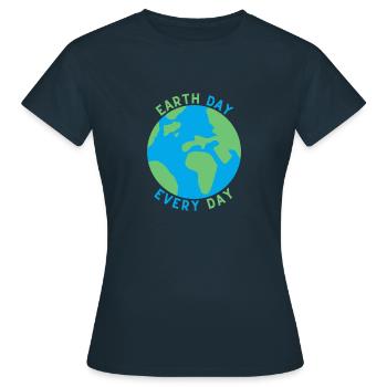 Jour de la Terre tous les jours - T-shirt Femme - marine - Devant - AI Model Female 172 dark (172cm)