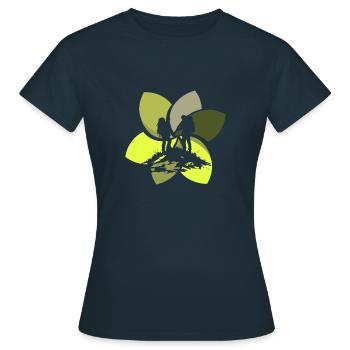 Wanderer Trekker Trekking - Frauen T-Shirt - Navy - Vorne - AI Model Female 172 dark (172cm)