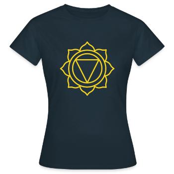 SUCCÈS-TRIOMPHE | 3ème Manipura ou chakra solaire - T-shirt Femme - marine - Devant - AI Model Female 172 dark (172cm)
