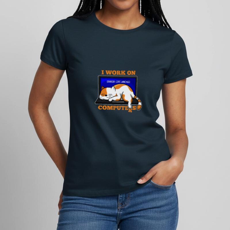 Cat and Computer hacking programmer gift Women's T-Shirt