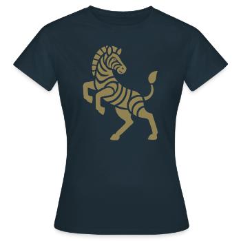 Zebra Silhouette Kunststück Minimal Design - Frauen T-Shirt - Navy - Vorne - AI Model Female 172 dark (172cm)