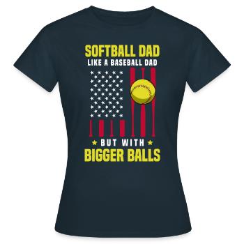 Papa de softball comme un papa de baseball - T-shirt Femme - marine - Devant - AI Model Female 172 dark (172cm)