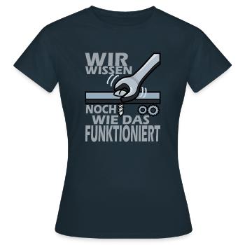 Früher repariert, heute weggeworfen - Oldschool - Frauen T-Shirt - Navy - Vorne - AI Model Female 172 dark (172cm)