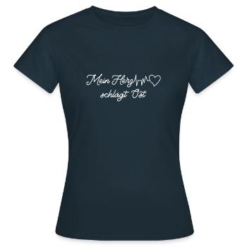 Mein herz puls Geschenk DDR Ossi Ostdeutschland - Frauen T-Shirt - Navy - Vorne - AI Model Female 172 dark (172cm)