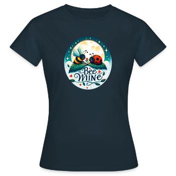 Bee Mine : abeille lunatique et coccinelle ludique - T-shirt Femme - marine - Devant - AI Model Female 172 dark (172cm)