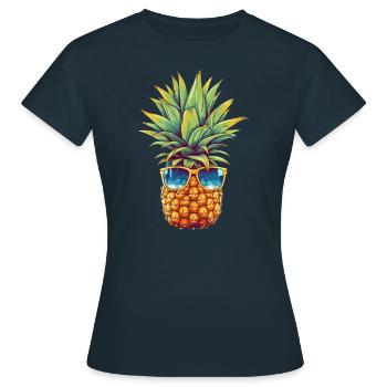 Ananas avec lunettes de soleil: fraîcheur estivale - T-shirt Femme - marine - Devant - AI Model Female 172 dark (172cm)