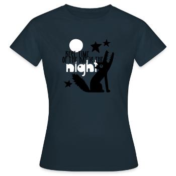 Best time of the day is the night - Women's T-Shirt - navy - Front - AI Model Female 172 dark (172cm)