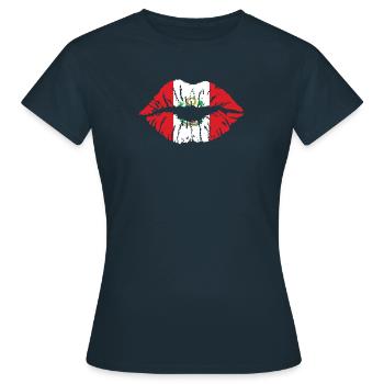 Pérou Coeur Flag Tourisme de Vacances Pérou - T-shirt Femme - marine - Devant - AI Model Female 172 dark (172cm)