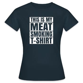 Viande fumée - T-shirt Femme - marine - Devant - AI Model Female 172 dark (172cm)