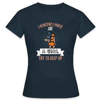 Je sais que je marche comme une fille... - T-shirt Femme - marine - Devant - AI Model Female 172 dark (172cm)
