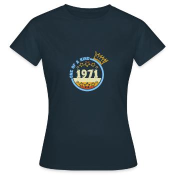 Jahr 1971 - Frauen T-Shirt - Navy - Vorne - AI Model Female 172 dark (172cm)