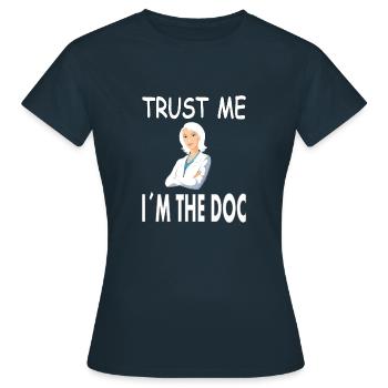 Médecin Infirmière Étude Médecine Cadeau - T-shirt Femme - marine - Devant - AI Model Female 172 dark (172cm)