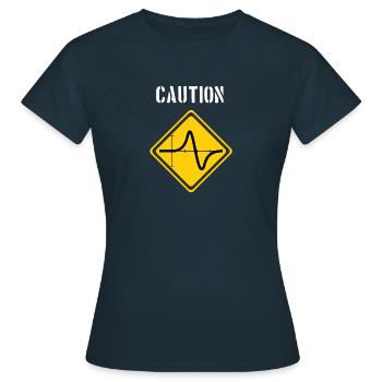 Attention aux maths - T-shirt Femme - marine - Devant - AI Model Female 172 dark (172cm)