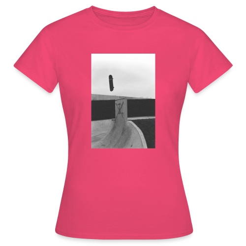 Skateboard - Frauen T-Shirt