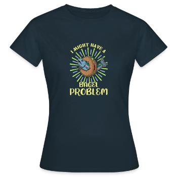 Israel Küche Delikatessen Lachs auf Bagel - Frauen T-Shirt - Navy - Vorne - AI Model Female 172 dark (172cm)