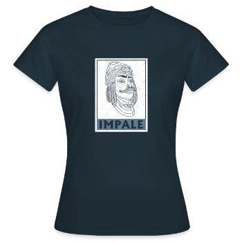 Transylvanie Roumanie Vlad Tepes Balkans - T-shirt Femme - marine - Devant - AI Model Female 172 dark (172cm)
