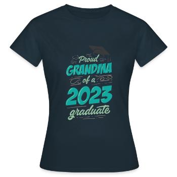 Fière grand-mère d’une promotion d’études supérieures 2023 de 2023 - T-shirt Femme - marine - Devant - AI Model Female 172 dark (172cm)