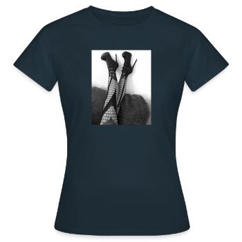 7E6FB826 AD47 4463 A545 90E6508F6BF1 - Women's T-Shirt - navy - Front - AI Model Female 172 dark (172cm)