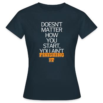 Unerledigte Aufgaben - Frauen T-Shirt - Navy - Vorne - AI Model Female 172 dark (172cm)