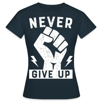 N'abandonne jamais, n'abandonne jamais - T-shirt Femme - marine - Devant - AI Model Female 172 dark (172cm)
