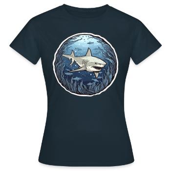 Symphonie des requins - T-shirt Femme - marine - Devant - AI Model Female 172 dark (172cm)