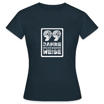 Jahr 99 - Frauen T-Shirt - Navy - Vorne - AI Model Female 172 dark (172cm)