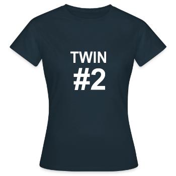 Twin 2 | Twin 2 - T-shirt Femme - marine - Devant - AI Model Female 172 dark (172cm)