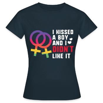 I KISSED A BOY AND I DIDNT LIKE IT / Lesbian, CSD - Women's T-Shirt - navy - Front - AI Model Female 172 dark (172cm)