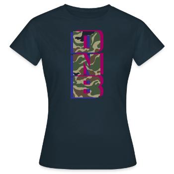 DNB Camo Vert Original Junglist Drum n Bass - Frauen T-Shirt - Navy - Vorne - AI Model Female 172 dark (172cm)