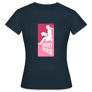 Cheval de loisir - Cheval de loisir - Équitation - Cadeau - T-shirt Femme - marine - Devant - AI Model Female 172 dark (172cm)