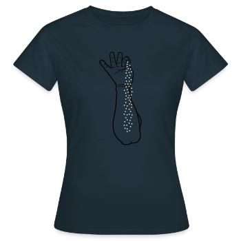 Les doigts dispersent le sel - T-shirt Femme - marine - Devant - AI Model Female 172 dark (172cm)