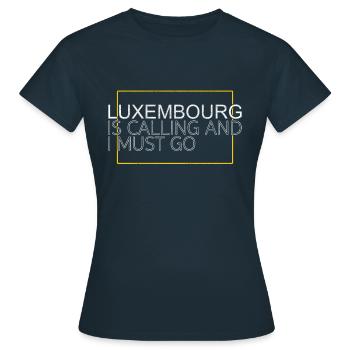 Décision luxembourgeoise - T-shirt Femme - marine - Devant - AI Model Female 172 dark (172cm)