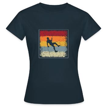 Klettern Retro - Frauen T-Shirt - Navy - Vorne - AI Model Female 172 dark (172cm)