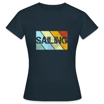 Rétro de la voile - T-shirt Femme - marine - Devant - AI Model Female 172 dark (172cm)