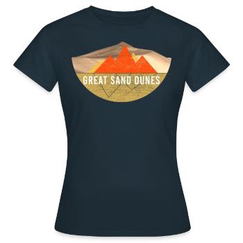 Altmodisch - Nationalpark Great Sand Dunes - Frauen T-Shirt - Navy - Vorne - AI Model Female 172 dark (172cm)