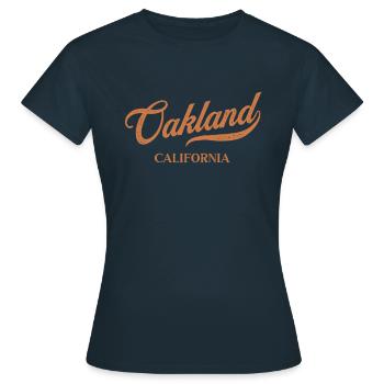 Rétro USA California Vintage Oakland - T-shirt Femme - marine - Devant - AI Model Female 172 dark (172cm)
