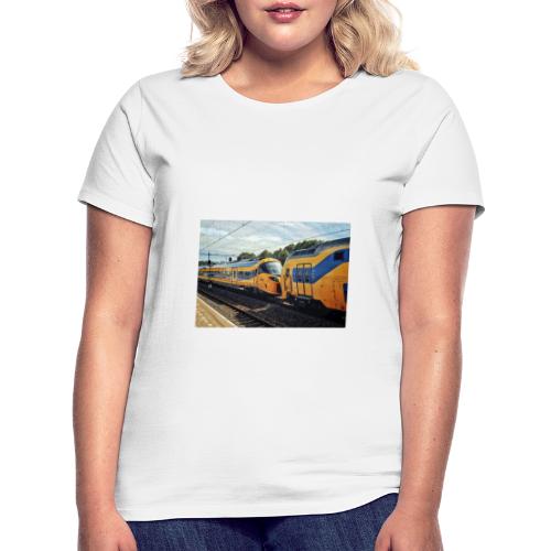 Nieuwe Intercity gesleept door Weesp - Vrouwen T-shirt