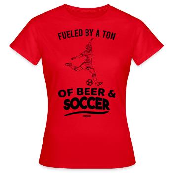 Match de football Cadeau à la bière de la fête des pères - T-shirt Femme - rouge - Devant - AI Model Female 172 dark (172cm)