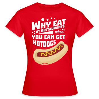 delicious hot dog with mustard in a bun - Women's T-Shirt - red - Front - AI Model Female 172 dark (172cm)