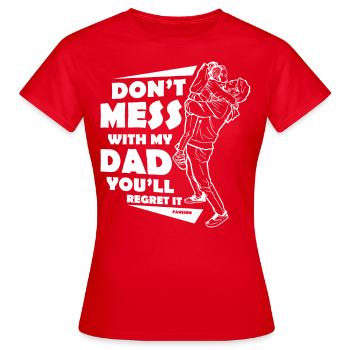 Père et fille - T-shirt Femme - rouge - Devant - AI Model Female 172 dark (172cm)