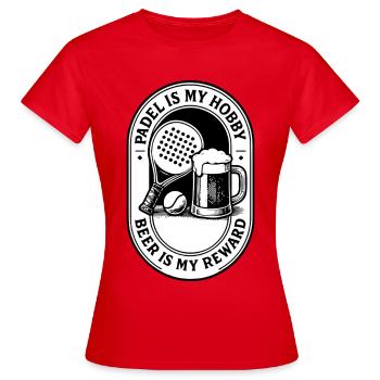 Padel ist mein Hobby Bier ist meine Belohnung lustiger Spruch - Frauen T-Shirt - Rot - Vorne - AI Model Female 172 dark (172cm)